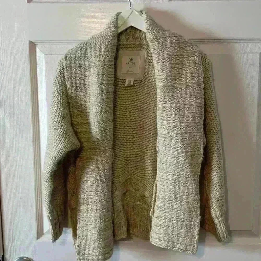 Aerie cable knit cardigan